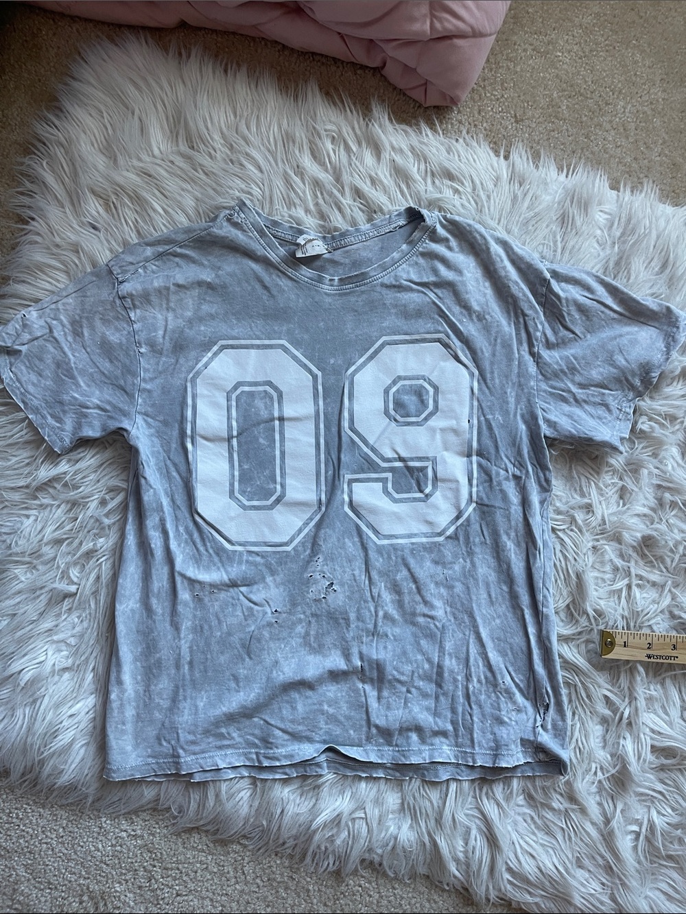 Streetwear Society Light Gray '09' Graphic Tee